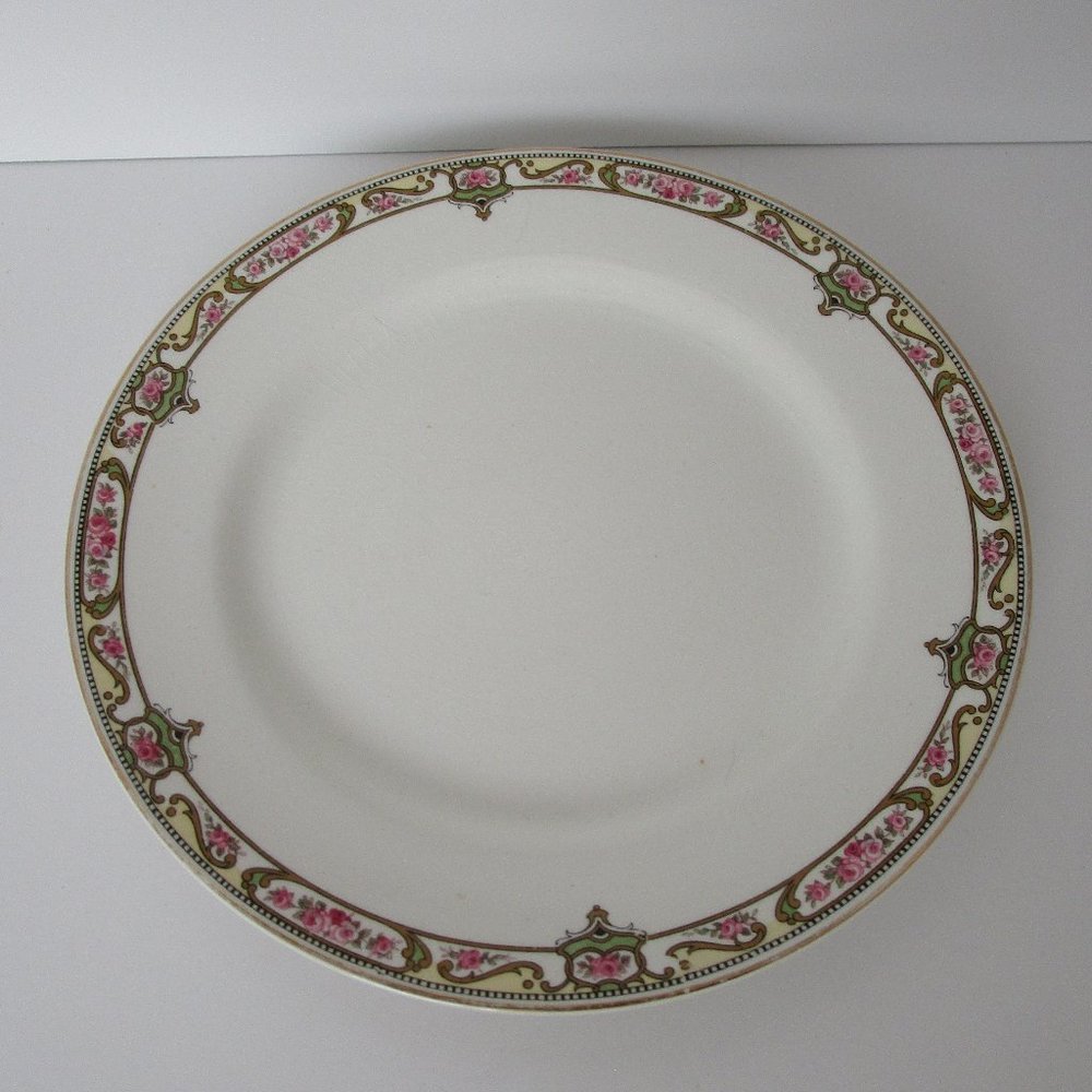 vintage 9" salad plate Johnson Bros England pattern JB121